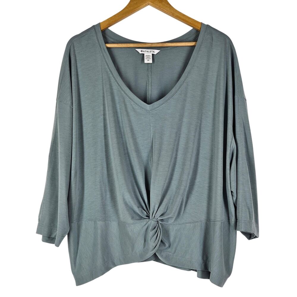 ATHLETA WOMEN'S EMBODY TWIST FRONT TOP  3/4 SLEEVE SAGE – SIZE 2X - STYLE 987314